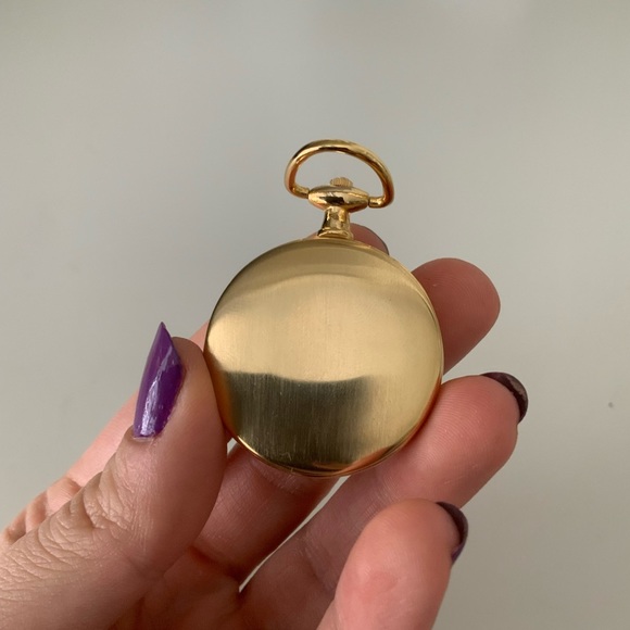 Vintage JOAN RIVERS Classics Collection Gold Tone Watch Unisex Pendent Necklace - Picture 6 of 10